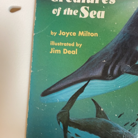 “Whales and Other Creatures of the Sea” kids book - Picture 3 of 16